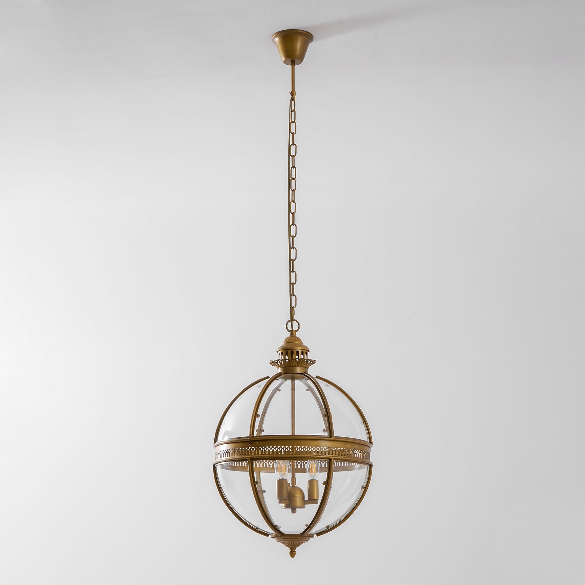 Suspension Baroque Avec Abat-Jours En Verre Et Finition Dorée – Lustre Design Luxe 3 Lumières | Restfield