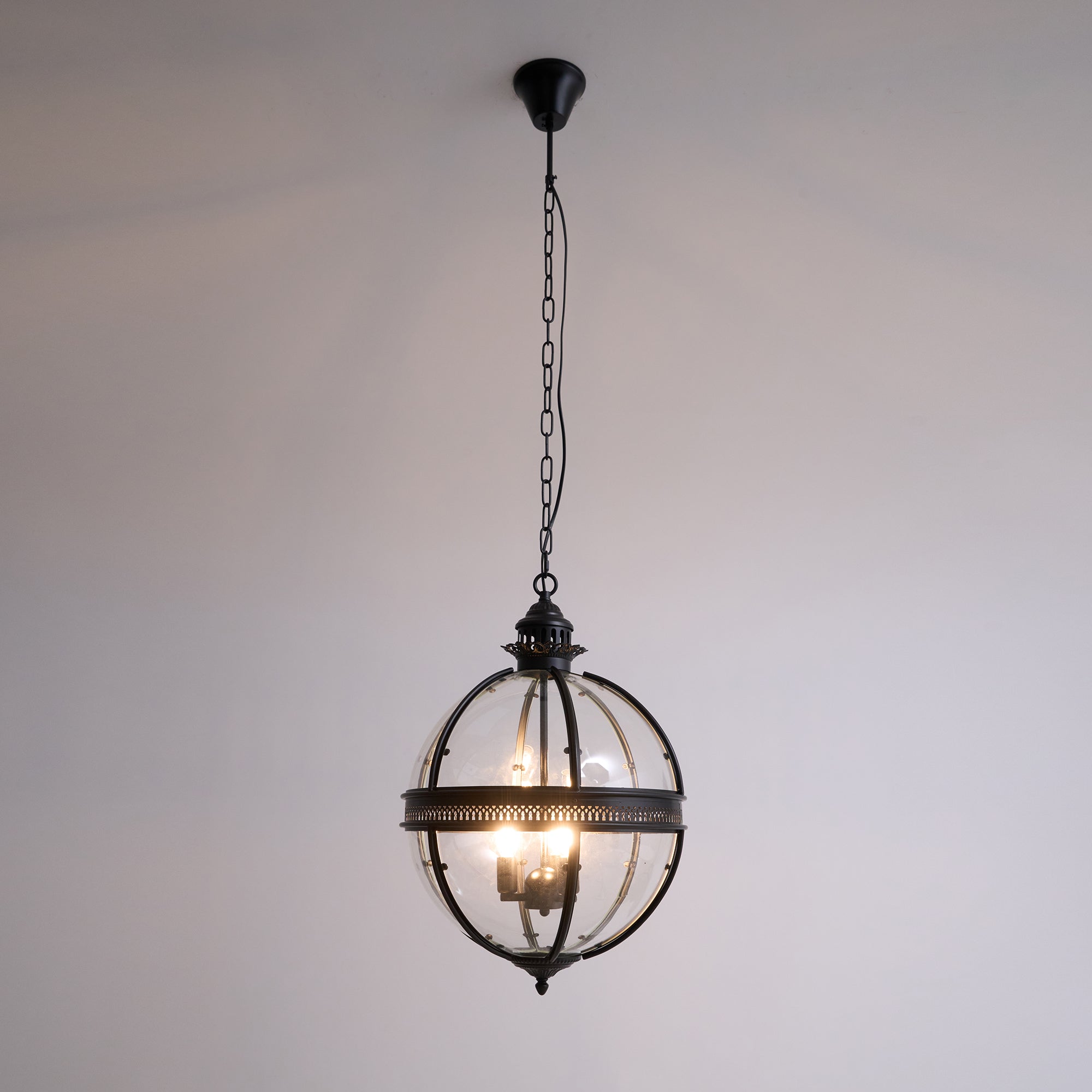 Suspension Baroque Avec Abat-Jours En Verre Et Finition Dorée – Lustre Design Luxe 3 Lumières | Restfield