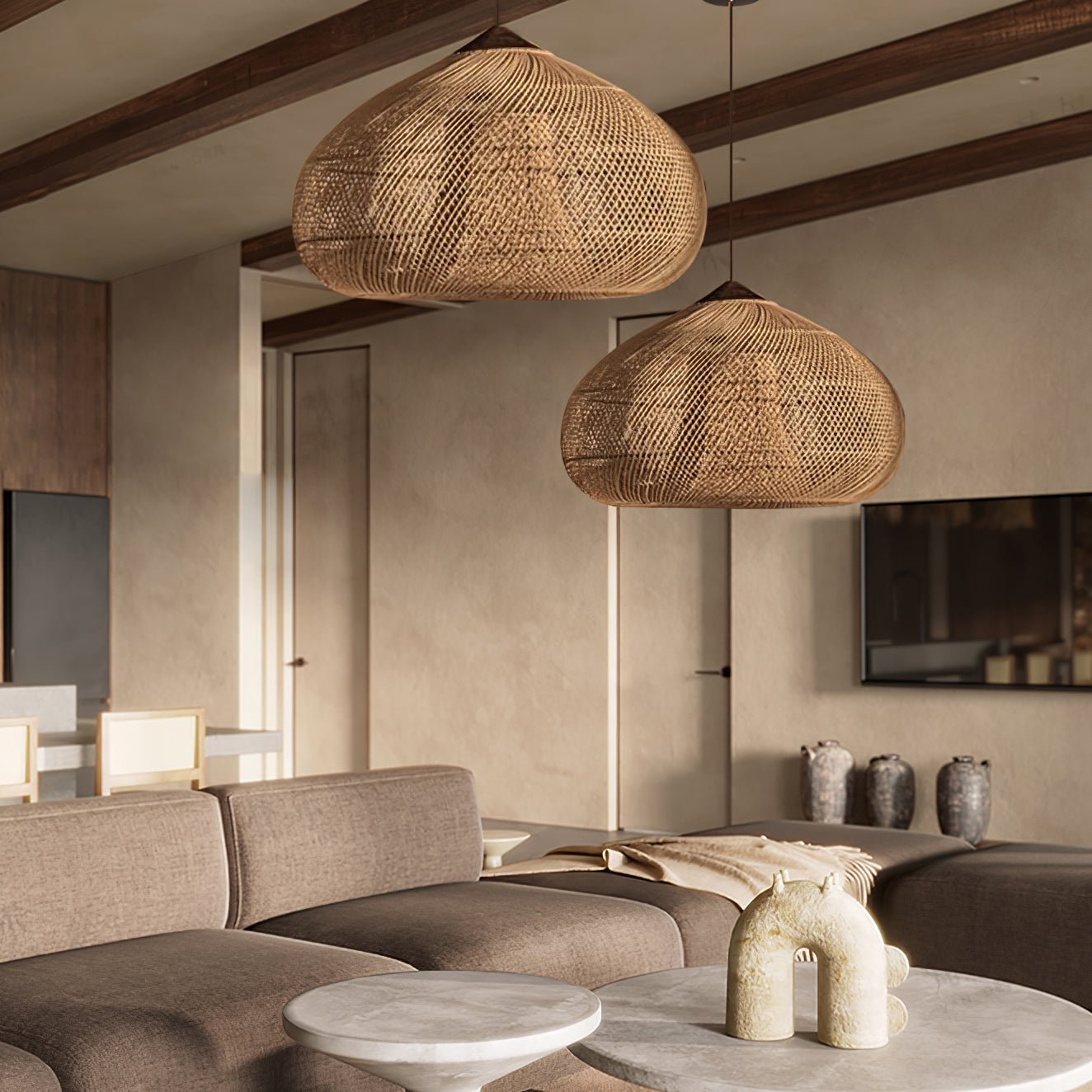 Handgevlochten Rotan Hanglamp – Javaanse Vlechtkunst in 4 Vormen & 3 Maten – Naturel of Zwart Rotan – E26/E27 Fitting – Scandinavisch Woonlicht | Sansoti