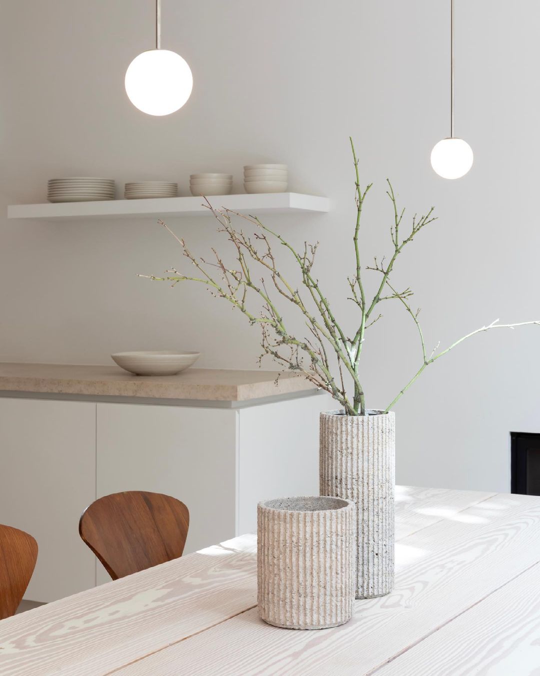 Architecturale Hanglamp met Opaal Glas — Messing of Zwart — Ø9-30cm — 100-200cm Hoogte | Sansoti