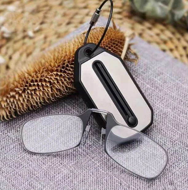 Leesbril Sleutelhanger Compact Flexibel Dun Design Inclusief Hoesje | Sansoti
