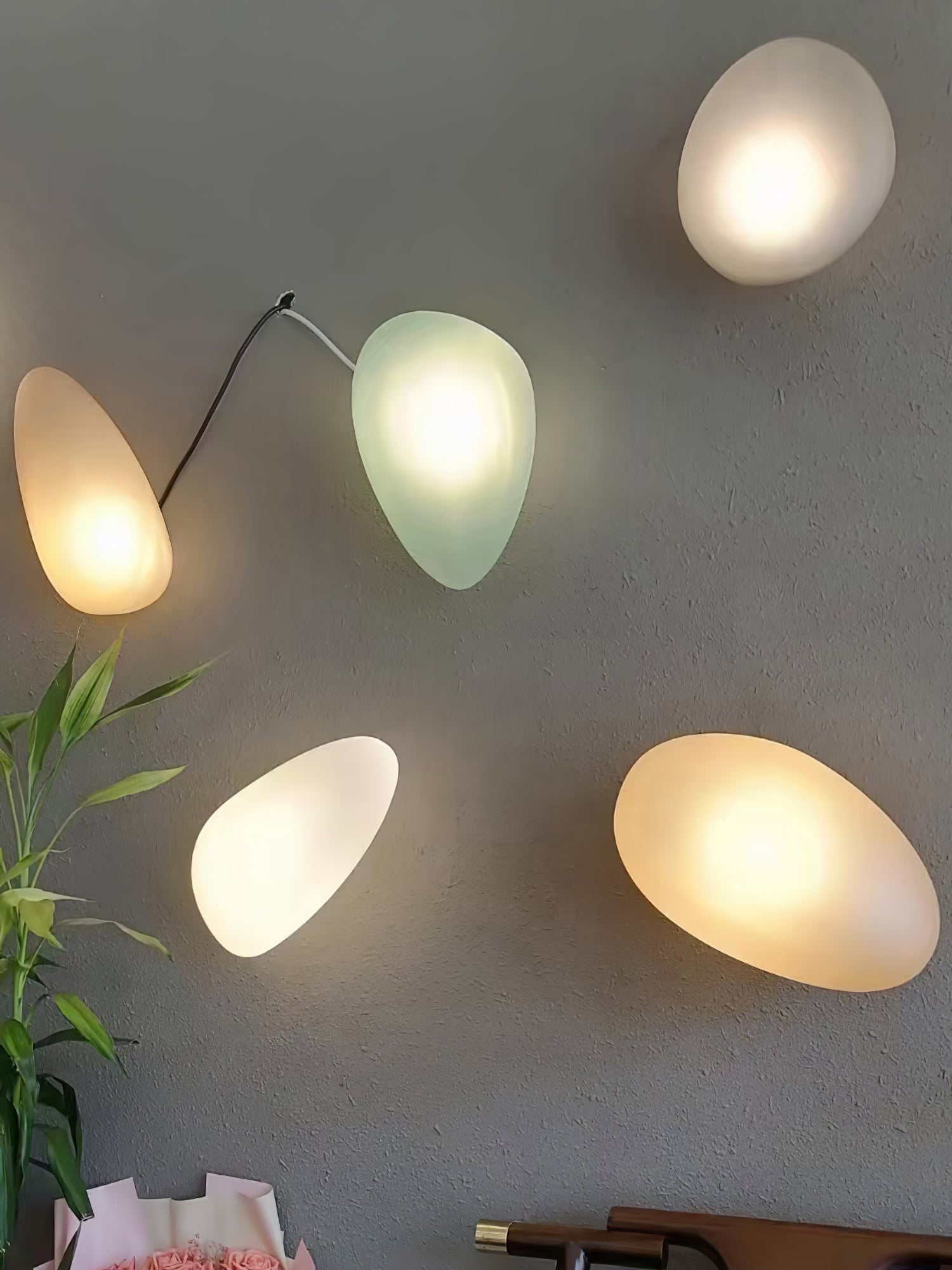 Glazen Wandlamp met Handgeblazen Bubble-Glas – Sculptuur Verlichting Scandinavisch Design – Verkrijgbaar in 4 Unieke Modellen & 4 Kleuren | Sansoti