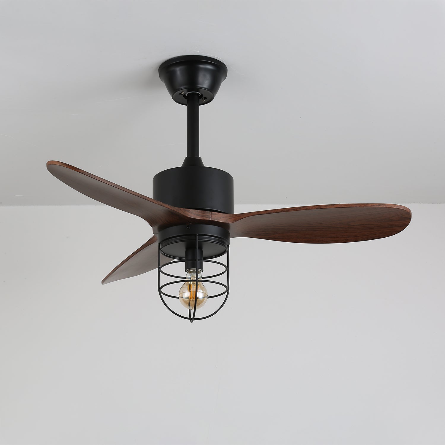 Ventilateur de plafond industriel avec éclairage Ø91cm – Cadre métallique – Abat-jour en verre – 6 vitesses – Télécommande – AC 110-240V – Noyer & noir | Sansoti
