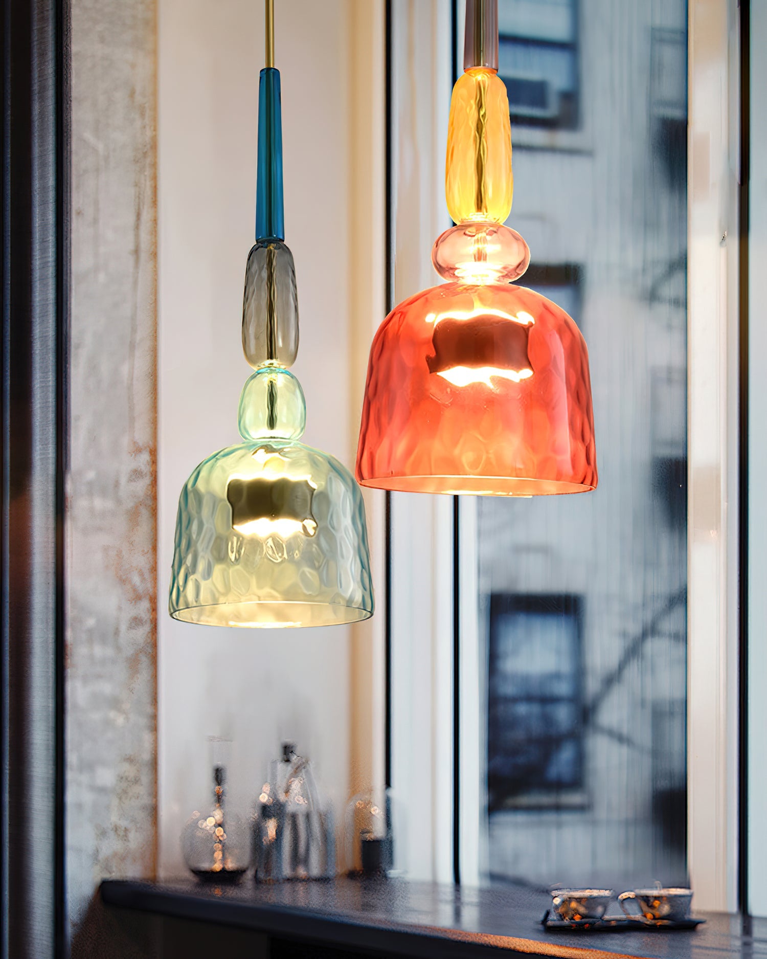 Glazen Hanglamp met Gekleurde Kap – Scandinavisch Verlichtingsdesign met Geïntegreerde LED – Macaron Jar Pendant Light | Sansoti