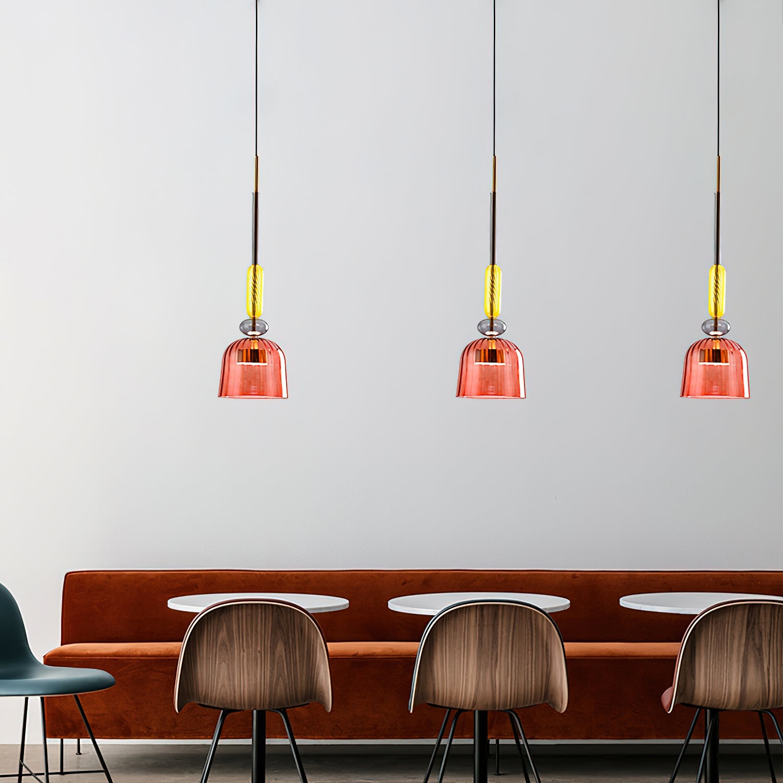 Glazen Hanglamp met Gekleurde Kap – Scandinavisch Verlichtingsdesign met Geïntegreerde LED – Macaron Jar Pendant Light | Sansoti