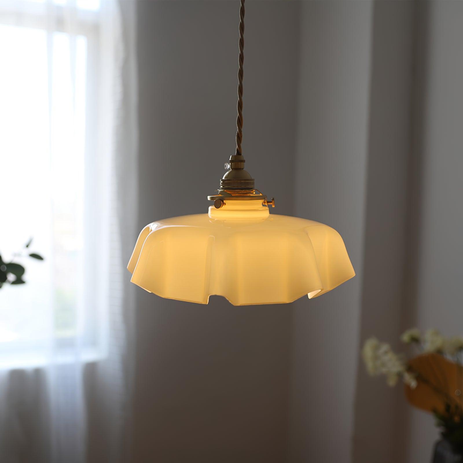 Geplooide Glazen Hanglamp met Messing Armatuur — Vintage Franse Stijl in Wit, Beige, Roze of Blauw — Verstelbare Kabel 150 cm | Sansoti