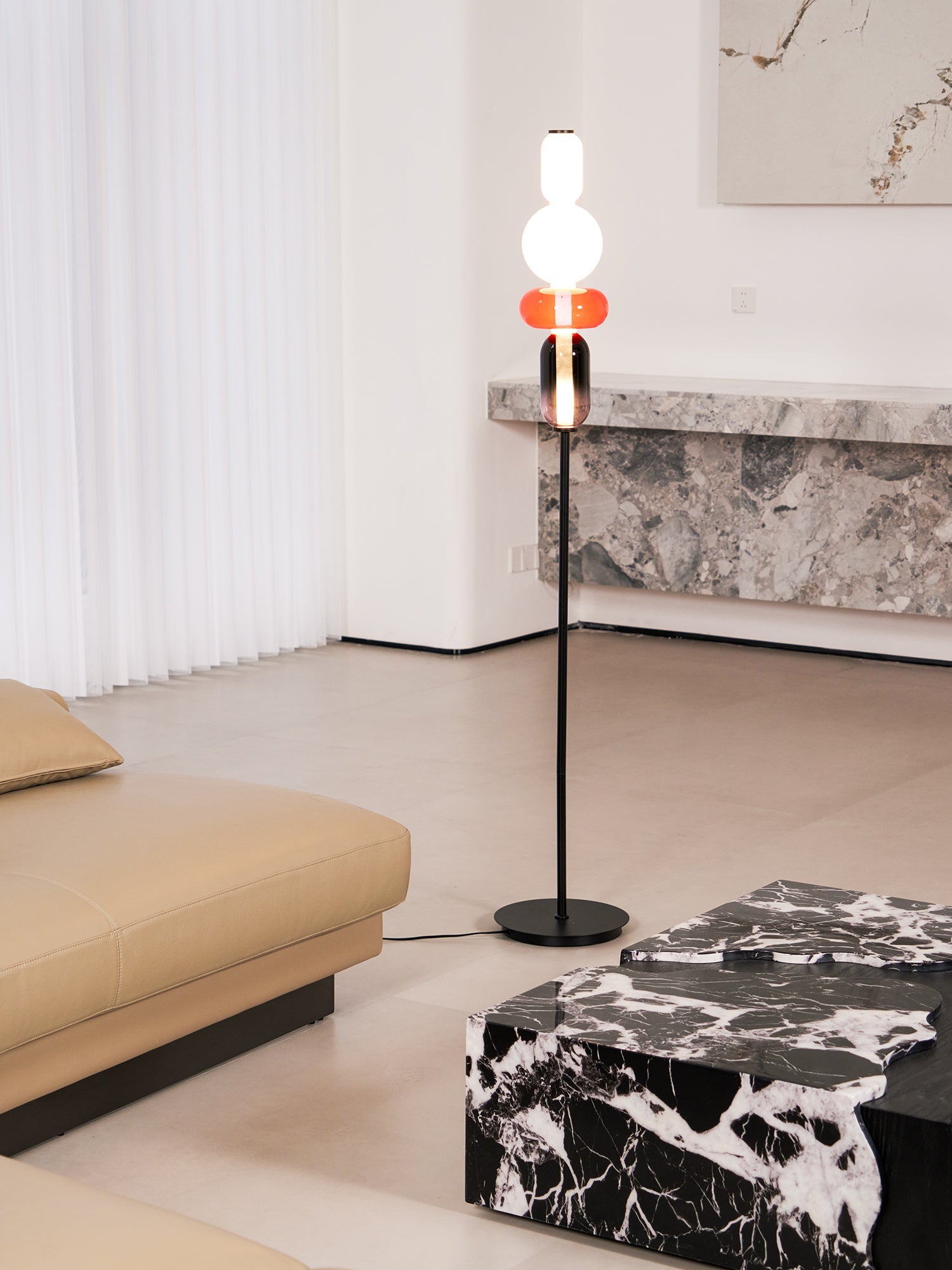 Handgeblazen Glazen Vloerlamp met Artistieke Glasclusters – Decoratief Stijlicoon met Geïntegreerde LED – Verkrijgbaar in Twee Hoogtes | Sansoti