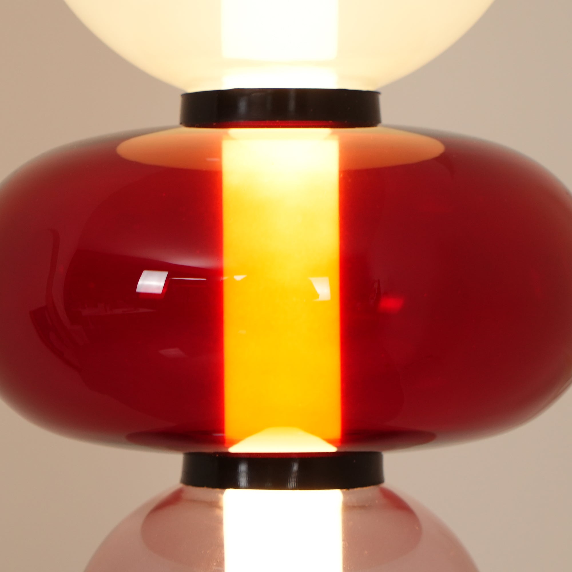 Handgeblazen Glazen Vloerlamp met Artistieke Glasclusters – Decoratief Stijlicoon met Geïntegreerde LED – Verkrijgbaar in Twee Hoogtes | Sansoti