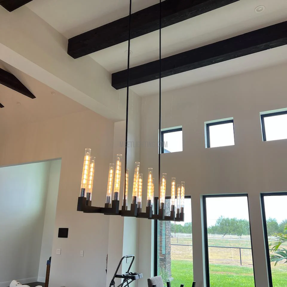 Linearer Kronleuchter Messing 170 cm mit geripptem Glas 12 Lichtquellen für Esszimmer Restaurant Küche | Sansoti