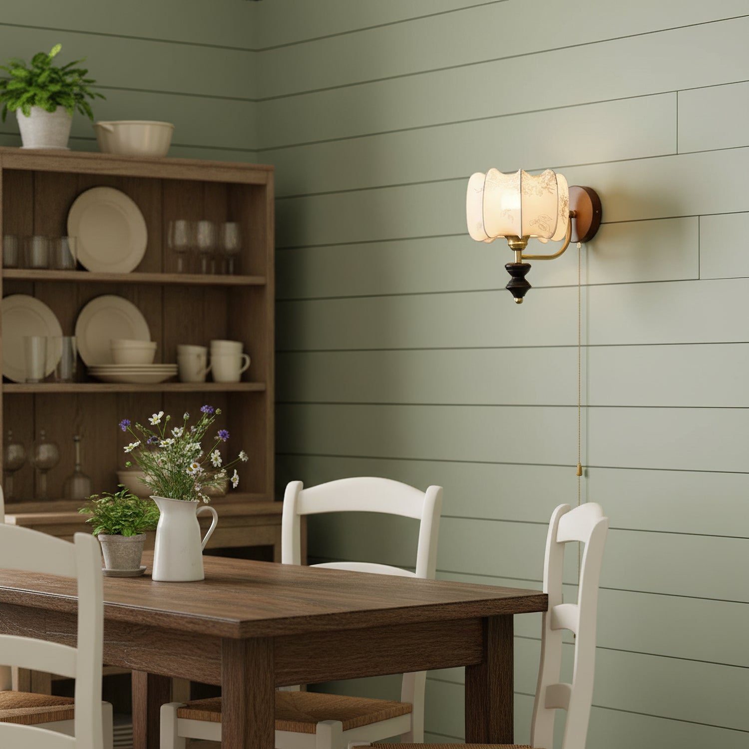 Vintage Wandlamp met Houten Arm en Stoffen Kap – Retro Verlichting met Trekschakelaar | Sansoti