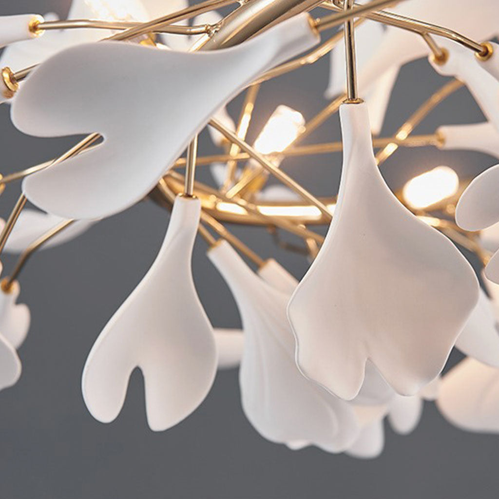 Keramischer Kronleuchter mit Ginkgoblättern Weiß Gold LED-Deckenleuchte Esszimmer Wohnzimmer Modern Skandinavisch | Sansoti