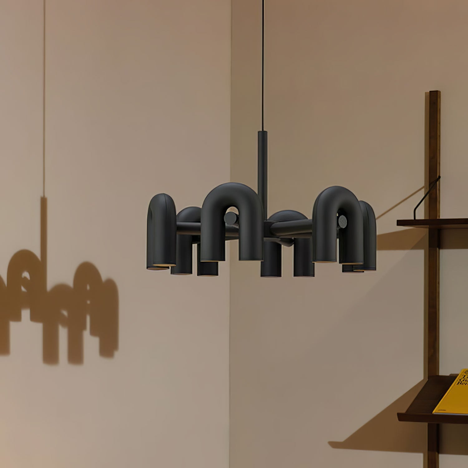 Modulaire Kroonluchter met U-Vormige Armen – Verstelbaar Design – Zwart, Grijs, Oranje of Blauw – 3, 4, 6 of 8 Lichtpunten – Modern Statement | Sansoti