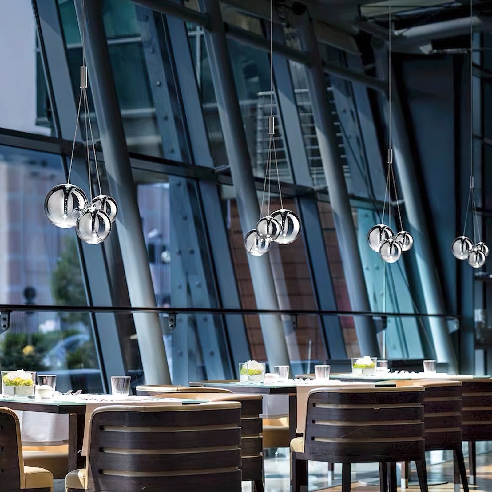 Glazen Hanglamp met Metalen Cluster Bellenbollen Moderne Verlichting | Sansoti