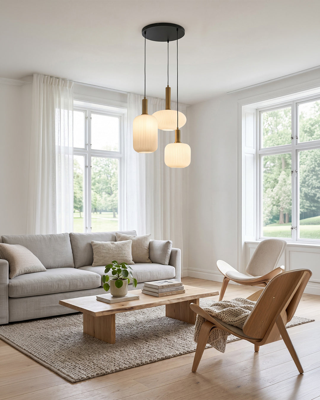 CLYDE Moderne Hanglamp met Gekleurde Glazen Kap – Scandinavisch Design voor Woonkamer & Eetkamer – E27 Fitting | Sansoti
