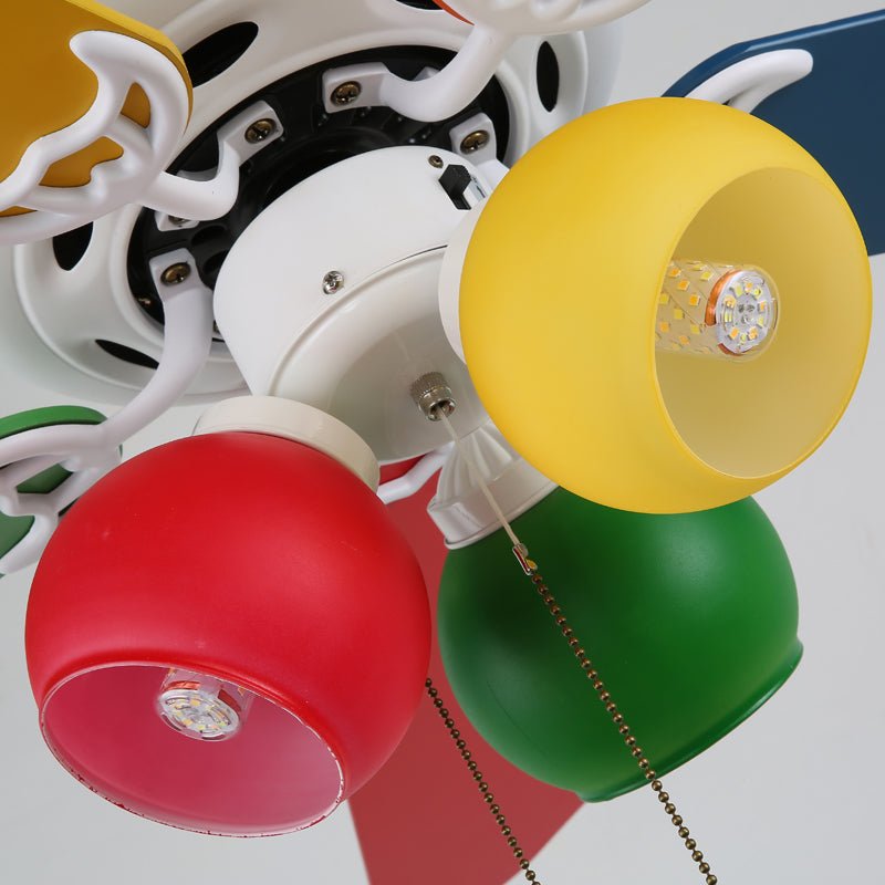 Ventilateur de plafond ludique Carlo avec éclairage — design coloré ventilateur enfant avec 6 vitesses et télécommande ø107 cm | Sansoti