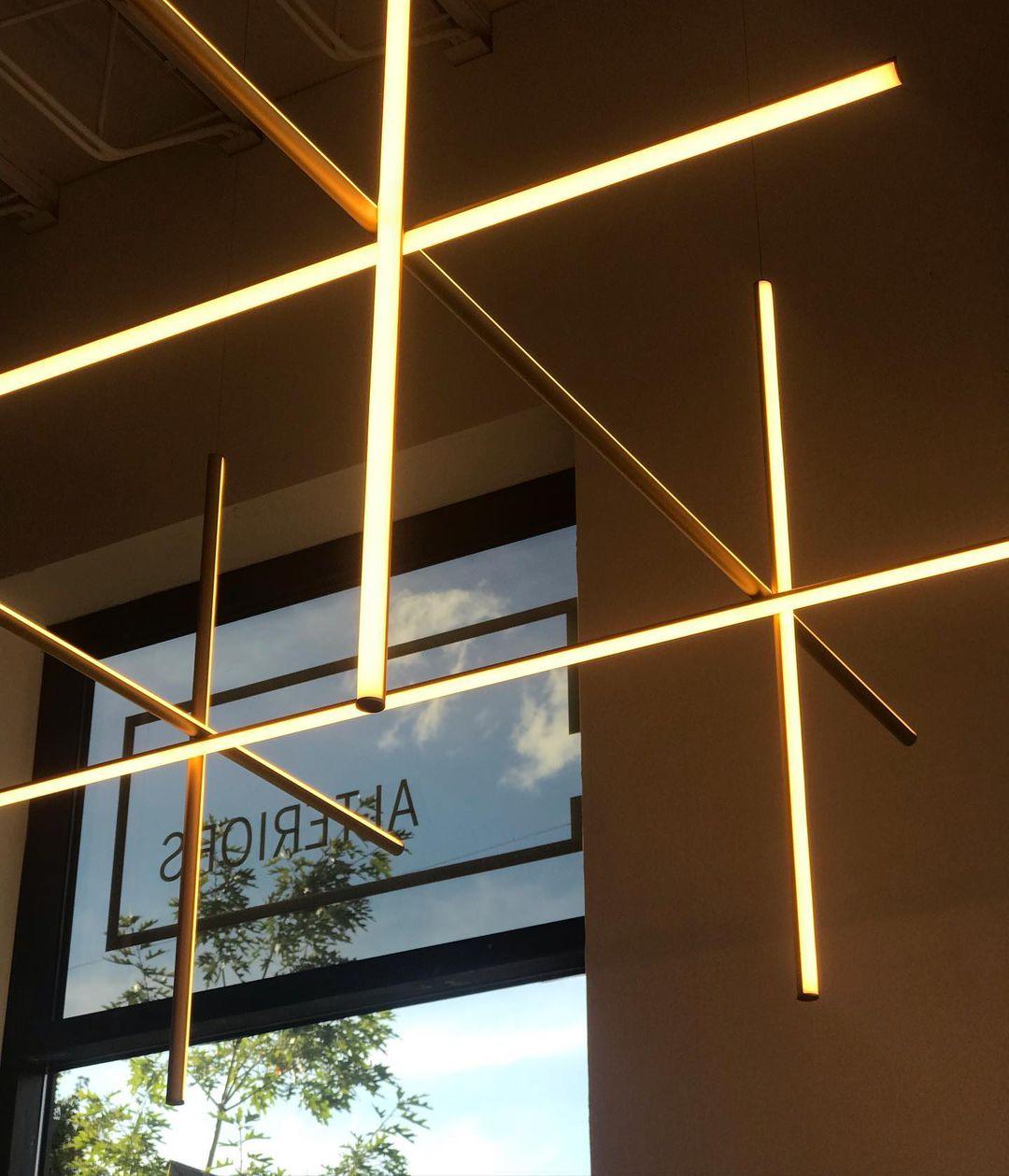 Lustre Gridline LED Aluminium Or Noir Salon Salle à Manger 3000K 4000K 6000K Modulaire Luminaire Linéaire Plafonnier | Restfield