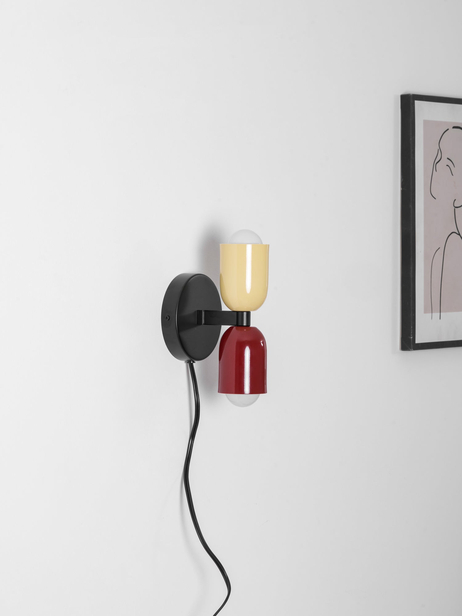 Dubbele Wandlamp met Stekker Lichtrichting Boven en Beneden Metalen Armatuur Gekleurde Kap E26 / E27 Fitting | Sansoti