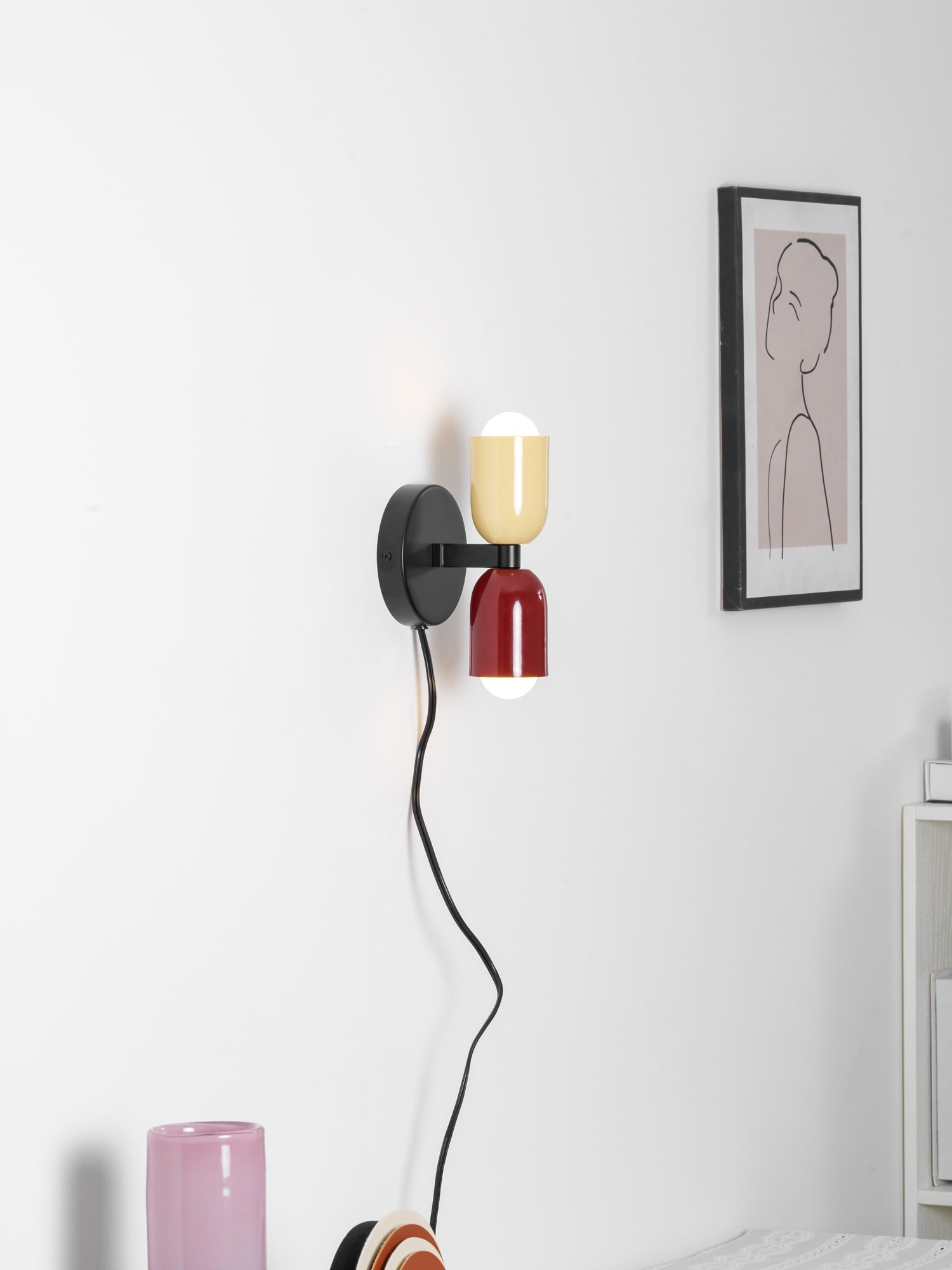 Dubbele Wandlamp met Stekker Lichtrichting Boven en Beneden Metalen Armatuur Gekleurde Kap E26 / E27 Fitting | Sansoti