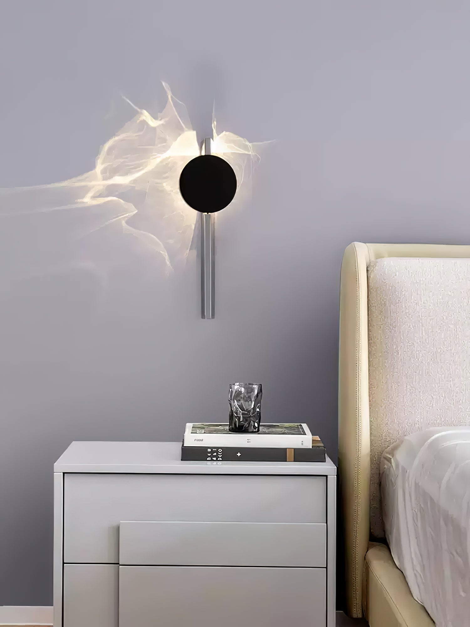 Kinetic Shadow Wandlamp Sculptuur met Verchroomde Schaduwprojectie | Sansoti