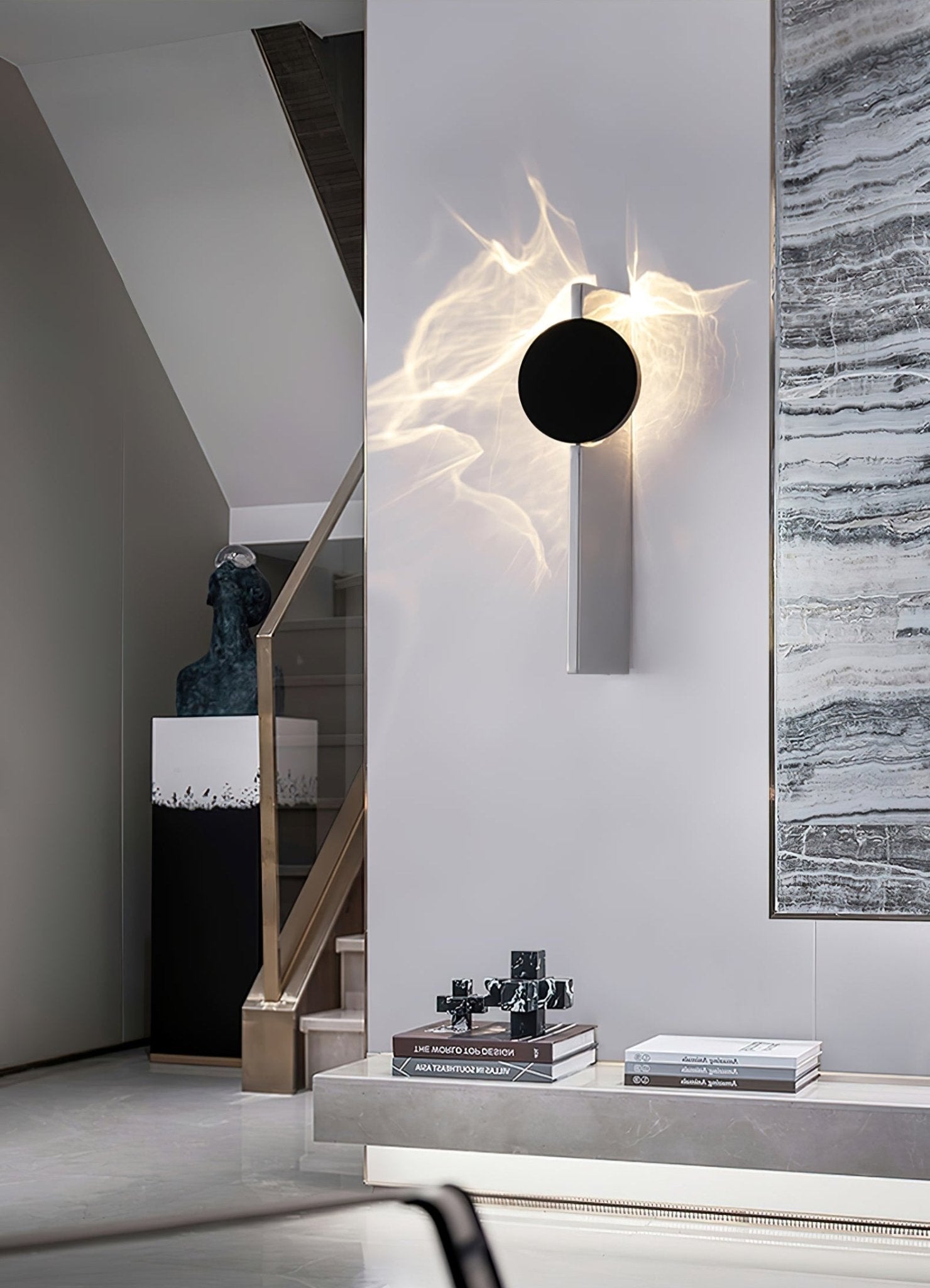 Kinetic Shadow Wandlamp Sculptuur met Verchroomde Schaduwprojectie | Sansoti