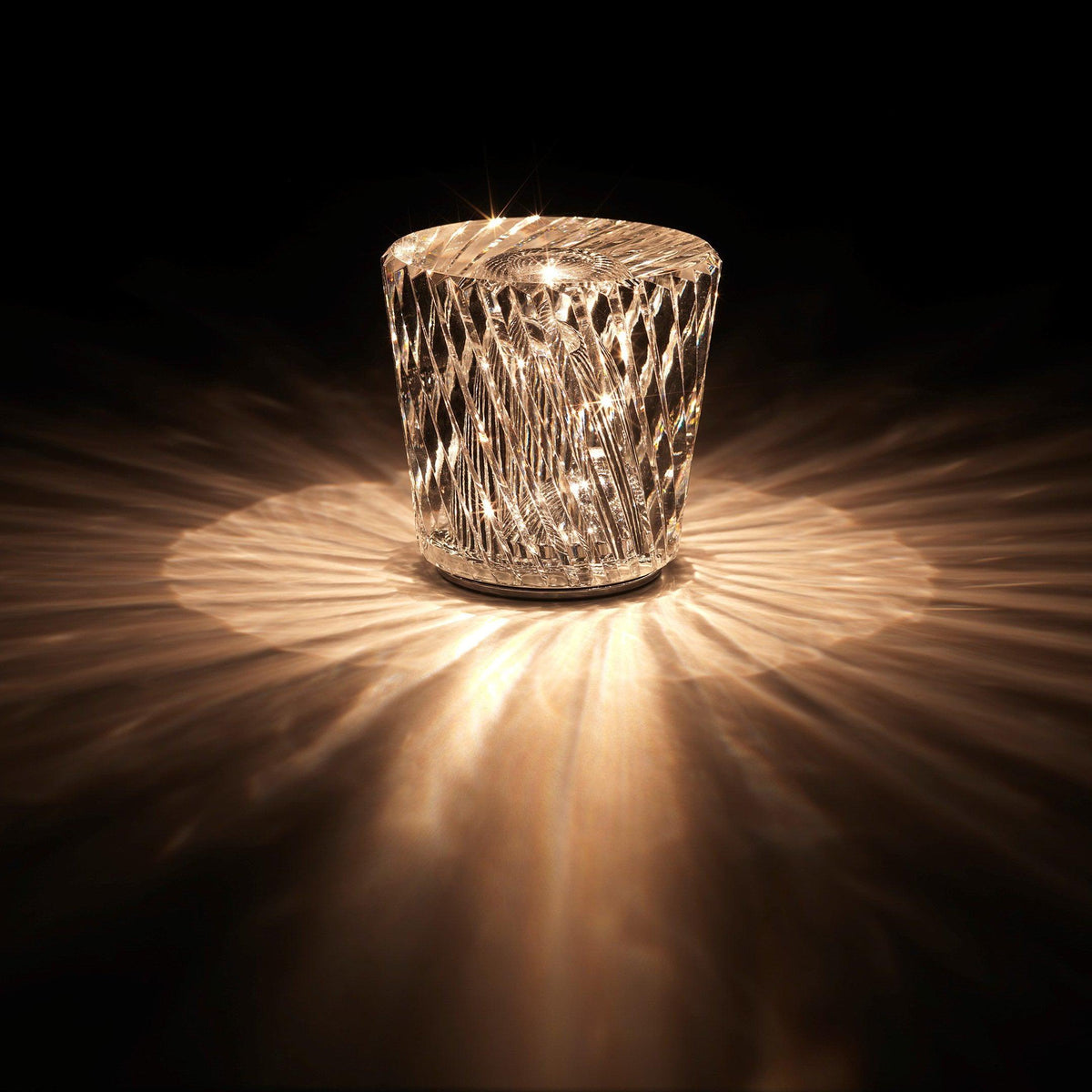 Diamant Kristal Tafellamp met Ingebouwde Accu – Draadloos & Dimbaar – Ø 8,2 cm × H 9 cm | Sansoti