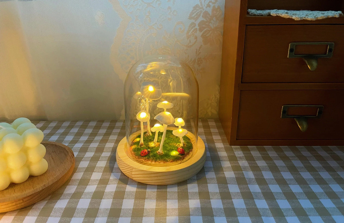DIY-Pilzlampe aus Glas und Holz – Magische stimmungsvolle Tischleuchte in Warmweiß, dekorativ für Wohn- und Schlafzimmer | Sansoti
