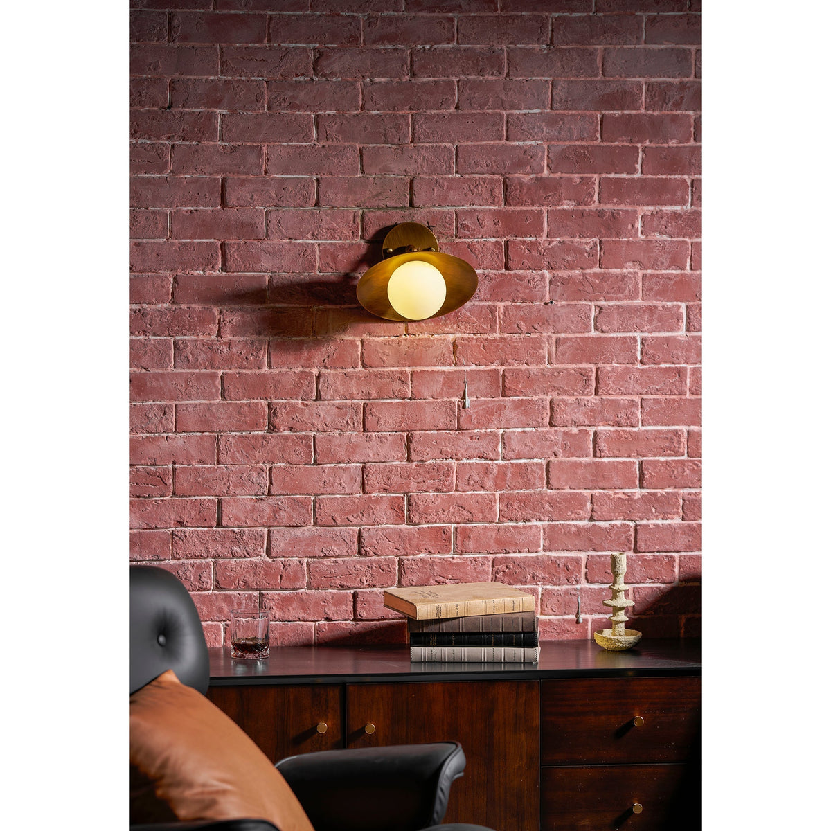 Ceiling Light with Glass Shade and Brass Finish, 25,5 cm, Luxury Decorative Lighting for Hallway, Corridor and Living Room | Sansoti