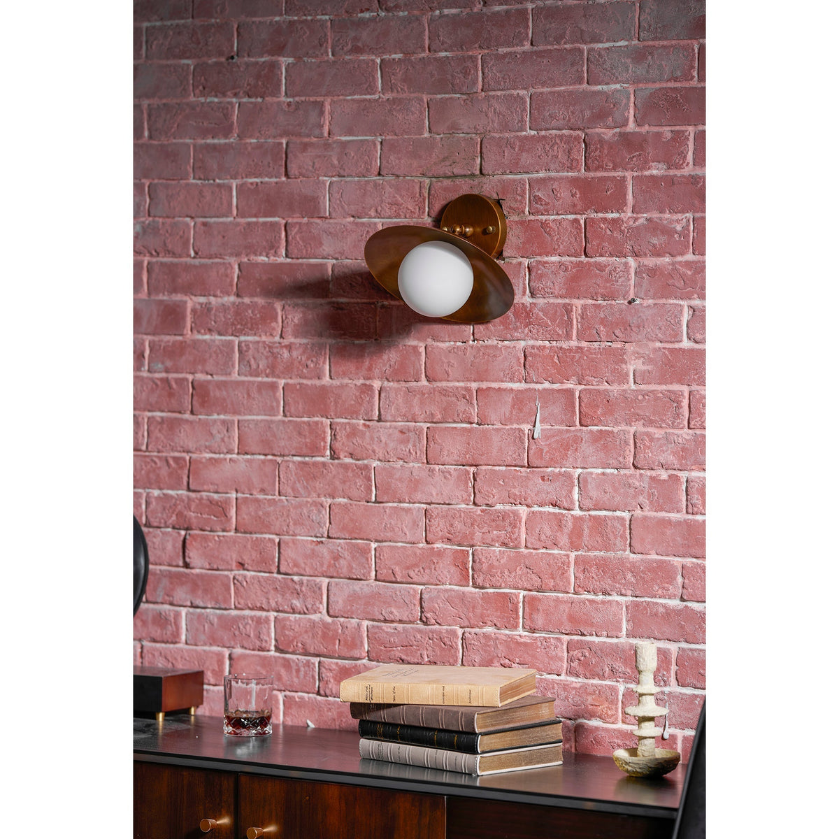 Ceiling Light with Glass Shade and Brass Finish, 25,5 cm, Luxury Decorative Lighting for Hallway, Corridor and Living Room | Sansoti