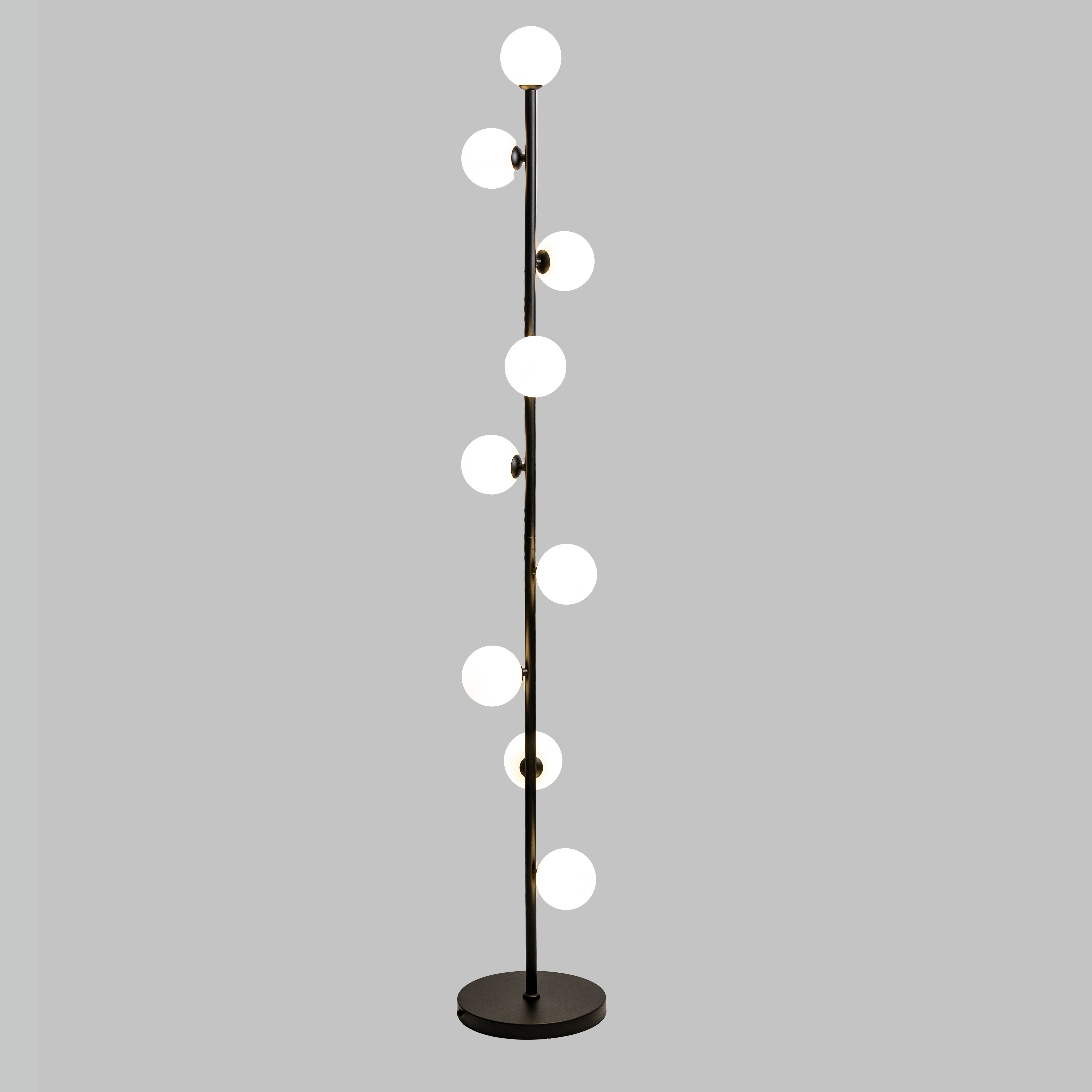 Skandinavische minimalistische Stehlampe mit Glaskugeln und warmem Licht | Restfield