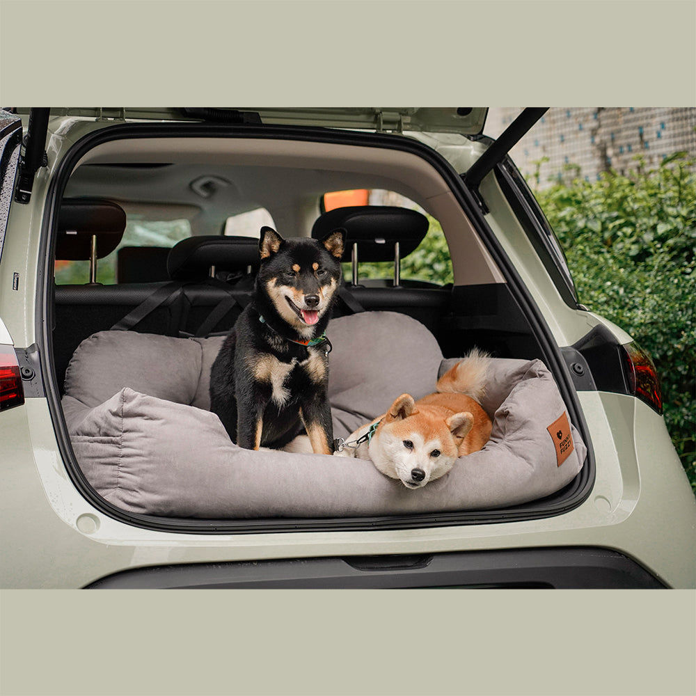 Hondenmand Autostoel Waterafstotend met Antislip Bodembescherming Luxe Zitkussen voor Auto Hond Reizen | Sansoti