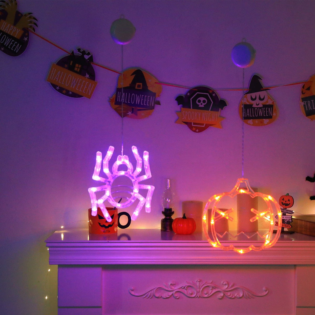 Batteriebetriebene Halloween-LED-Lichterkette mit Fledermaus-, Geister- und Kürbismotiven – stimmungsvolle Partydekoration | Sansoti
