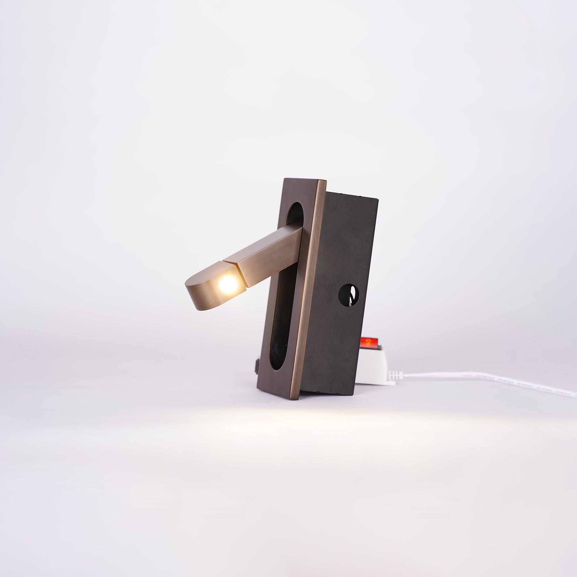 LED wandlamp met verborgen schakelaar – druk in, druk uit – verstelbare kop voor leeslicht naast bed | Sansoti