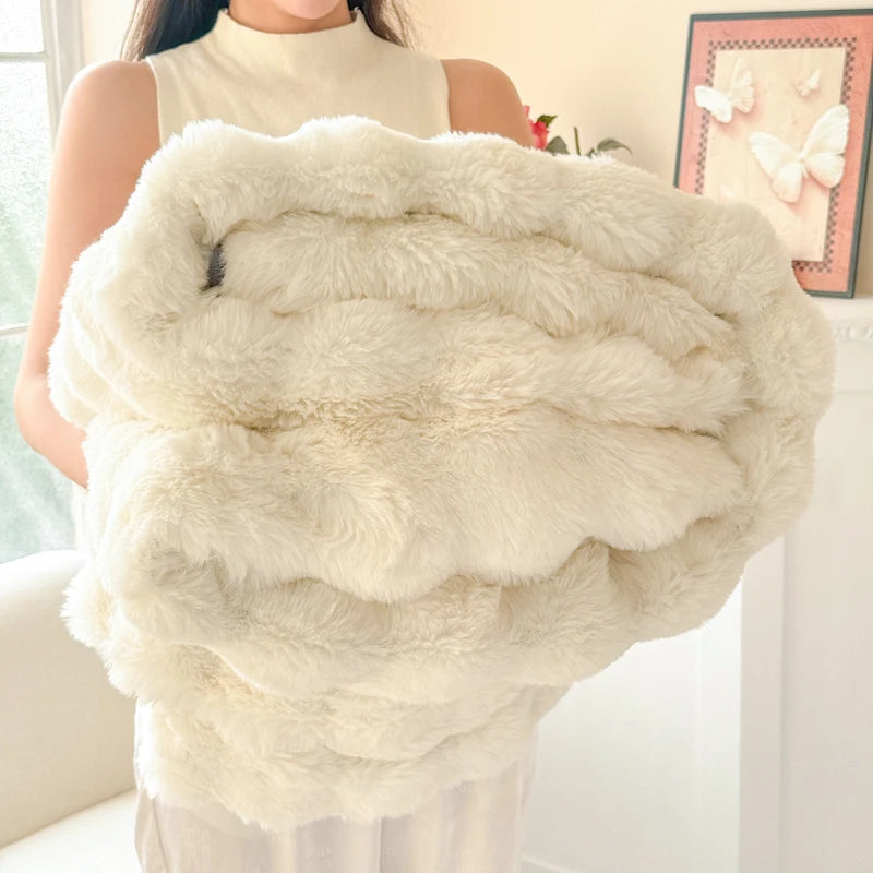 Restfield - Doppellagige Fleece-Decke aus Kunstkaninchenfell – Ultimativ Weich & Warm Komfort