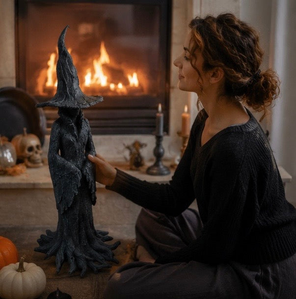 Gothic Witch Resin Sculpture - Mystical Wizard Figure Dark Fantasy Decoration for Living Room Office | Sansoti