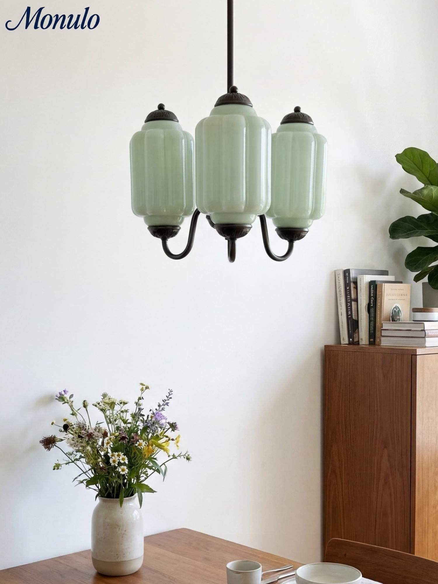 Melkglazen Kroonluchter Vintage Afwerking Tijdloze Elegantie Klassieke Verlichting voor Eetkamer Woonkamer | Sansoti