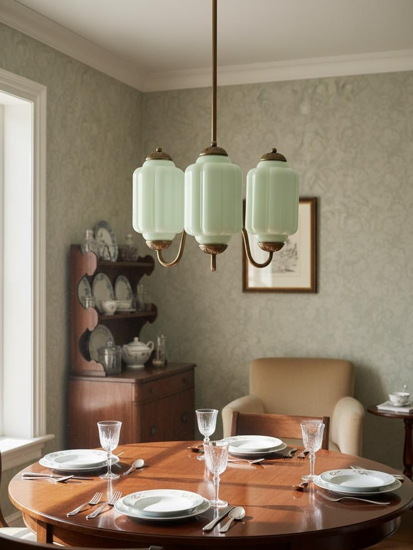 Melkglazen Kroonluchter Vintage Afwerking Tijdloze Elegantie Klassieke Verlichting voor Eetkamer Woonkamer | Sansoti