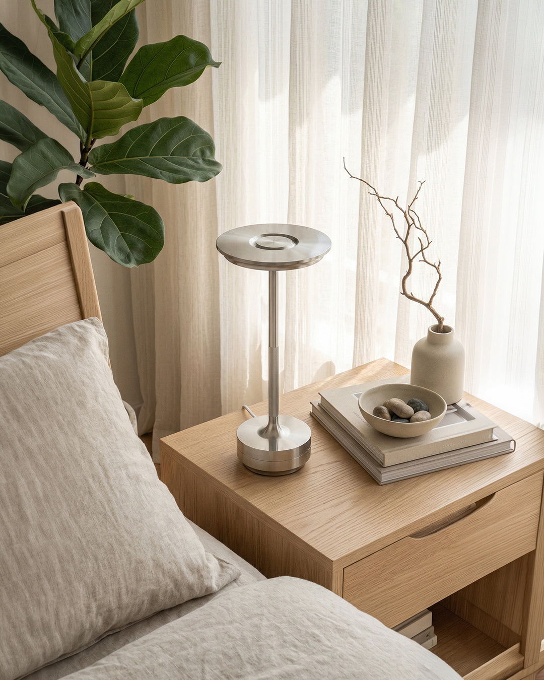 Oplaadbare LED Tafellamp met Dimfunctie Cilindervorm Metaal Draadloze Sfeerlamp | Sansoti