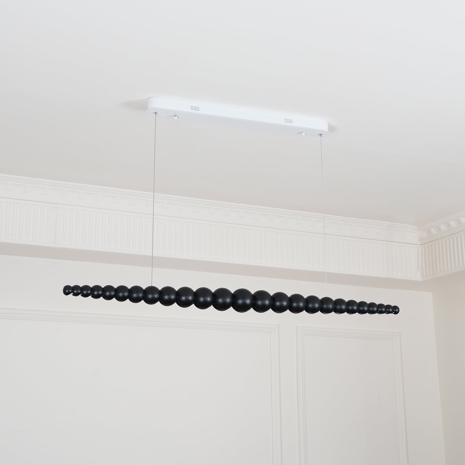 Hängeleuchte LED Holz Metall Schwarz Warmweiß Esstisch Kochinsel Moderne Beleuchtung Lineare Hängeleuchte Skandinavisches Interieur | Restfield