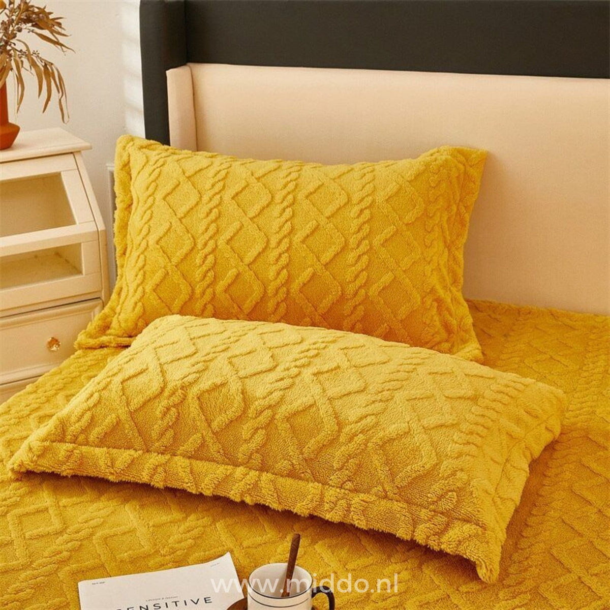Velours-Spannbettlaken mit Kissenbezügen, ultraweiche Fleece-Bettwäsche, elastische Passform, 90-220 cm, warm und komfortabel | Sansoti