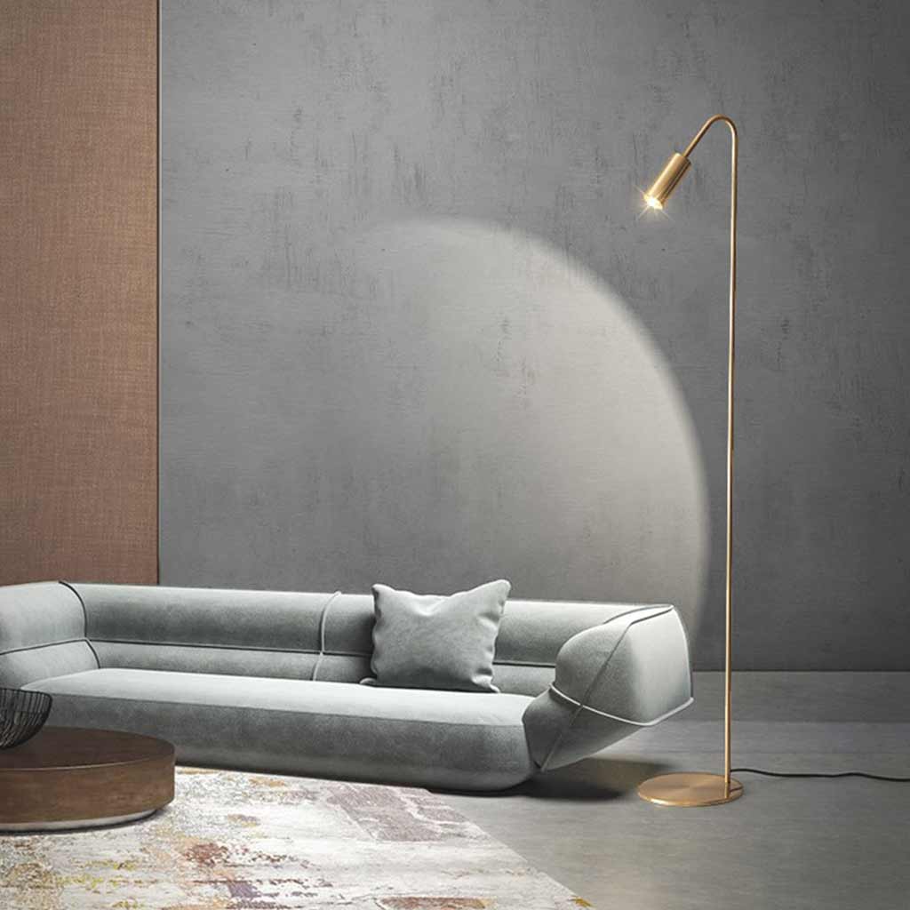 Stojąca lampa podłogowa z mosiądzu, LED, zakrzywiony reflektor do czytania, czarno-złota, minimalistyczna, elegancka, regulowane światło, do salonu | Sansoti