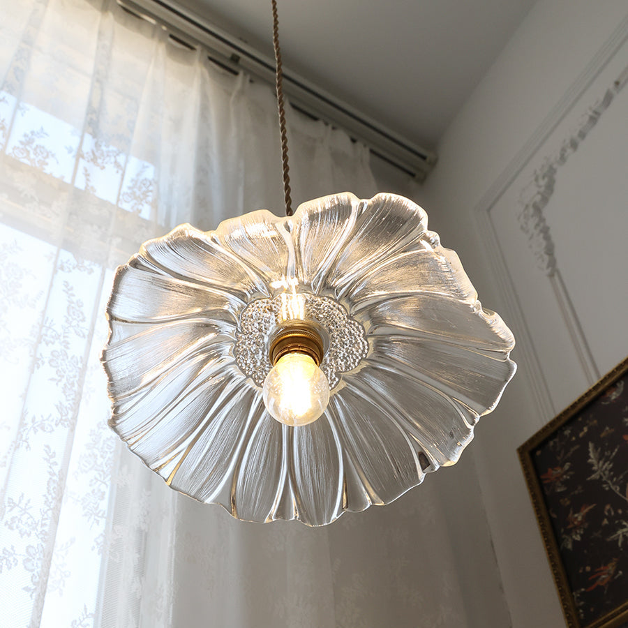 Glas-Blumen-Decken- und Hängeleuchte mit Messing-Innenlicht im Retro-Design für Esszimmer und Schlafzimmer | Sansoti