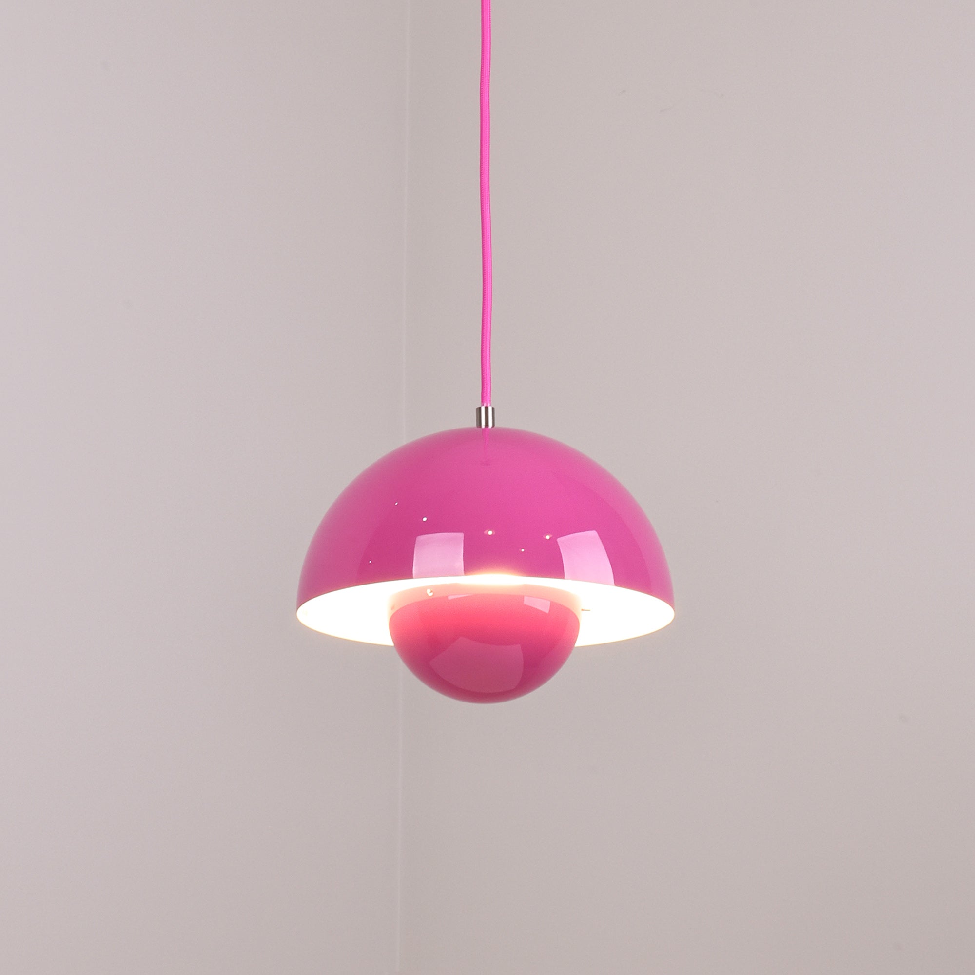 Ronde Hanglampen in Scandinavisch Design – Dubbele Halfbolvorm met Verstelbare Draad – E27/G9 – Verkrijgbaar in 16 Kleuren | Sansoti