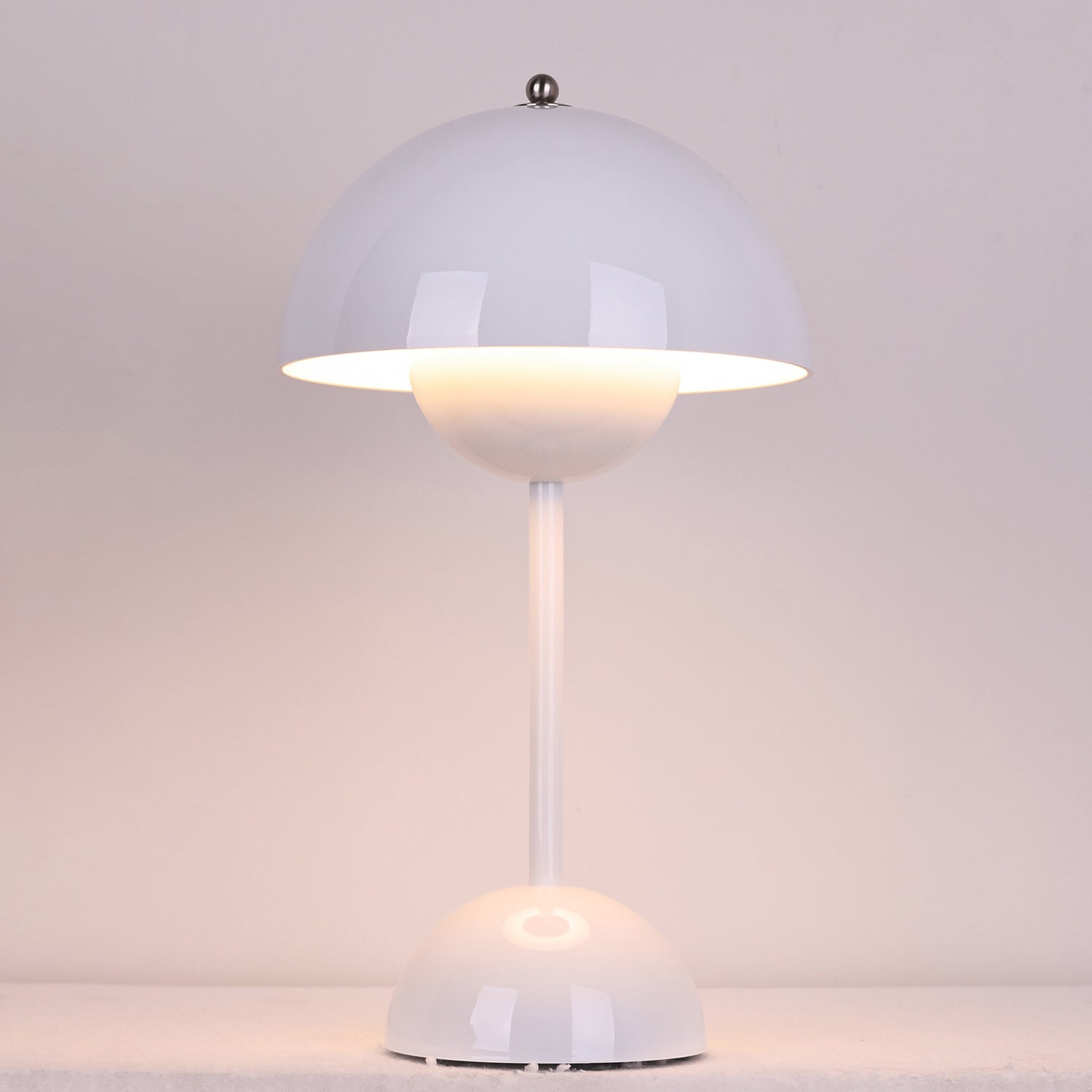 Draadloze Tafellamp met Geïntegreerde LED Accu — Dimbaar 3000K-6000K | Icoon Scandinavisch Design | Sansoti