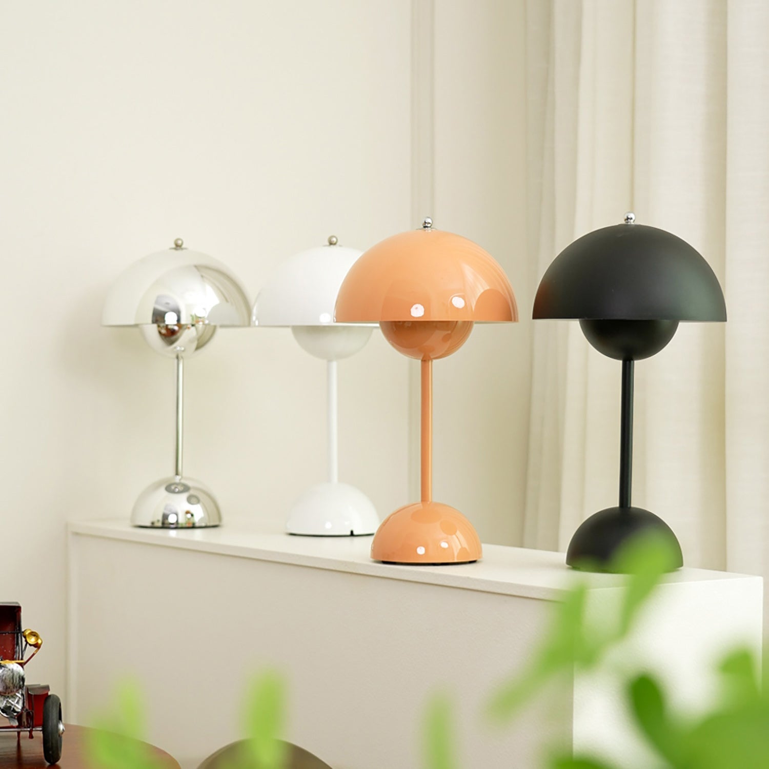 Draadloze Tafellamp met Geïntegreerde LED Accu — Dimbaar 3000K-6000K | Icoon Scandinavisch Design | Sansoti