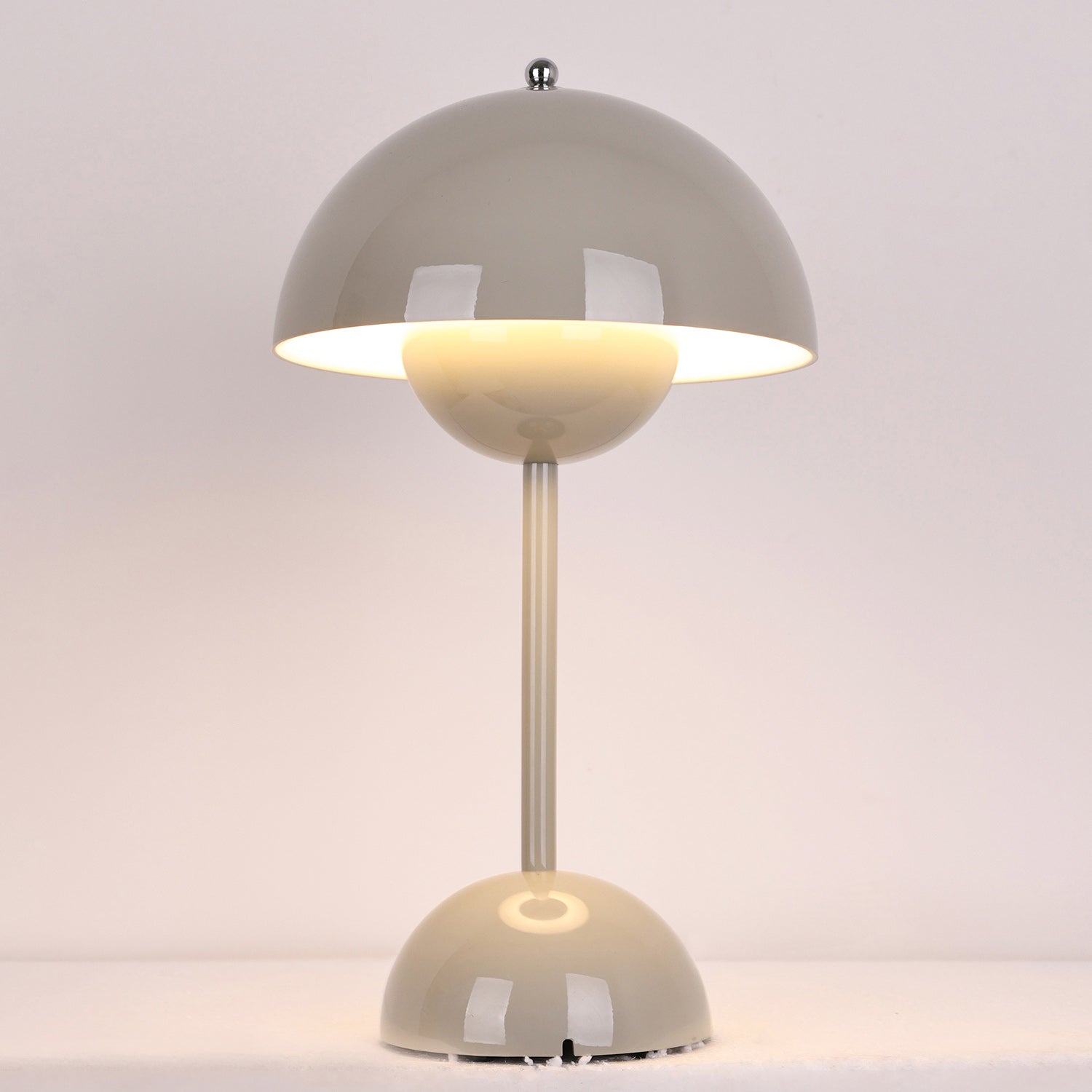 Draadloze Tafellamp met Geïntegreerde LED Accu — Dimbaar 3000K-6000K | Icoon Scandinavisch Design | Sansoti