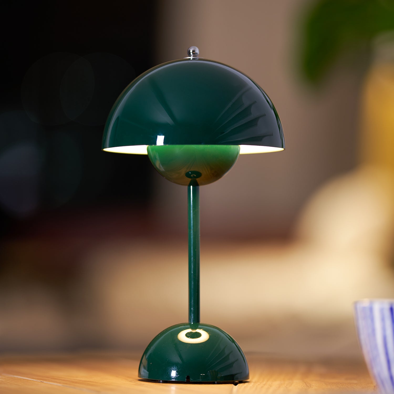 Draadloze Tafellamp met Geïntegreerde LED Accu — Dimbaar 3000K-6000K | Icoon Scandinavisch Design | Sansoti