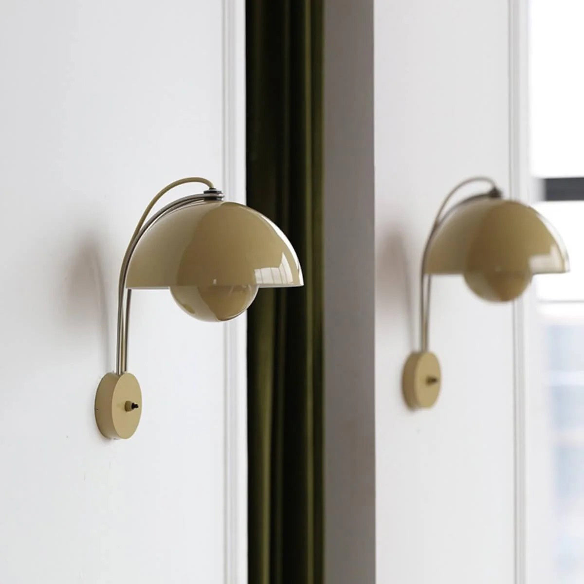 VP9 Wandlamp — Dubbele Koepel Stijlicoon in 13 Kleuren — Dimbaar E26/E27 — Voor Slaapkamer, Gang, Leeshoek | Sansoti
