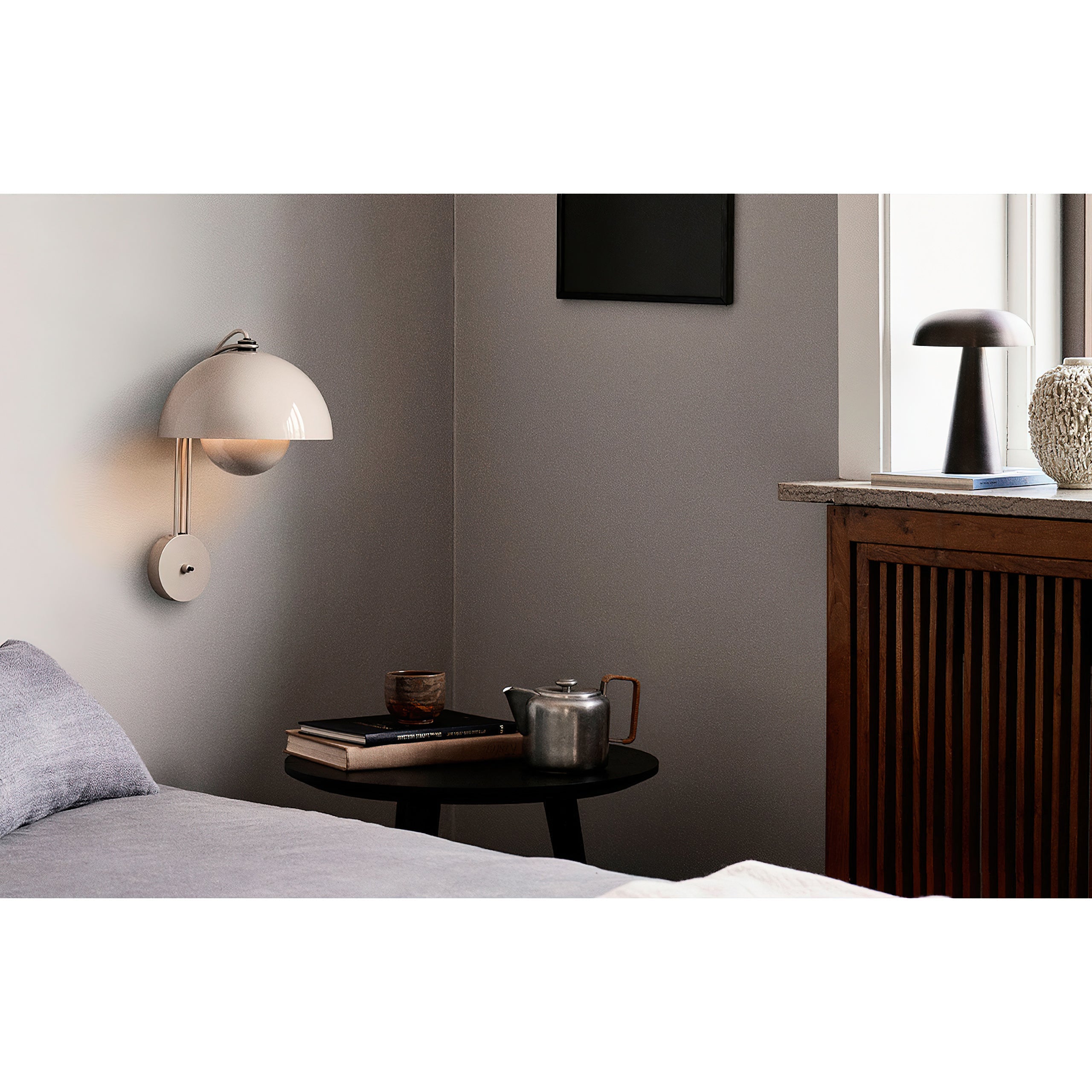 VP9 Wandlamp — Dubbele Koepel Stijlicoon in 13 Kleuren — Dimbaar E26/E27 — Voor Slaapkamer, Gang, Leeshoek | Sansoti
