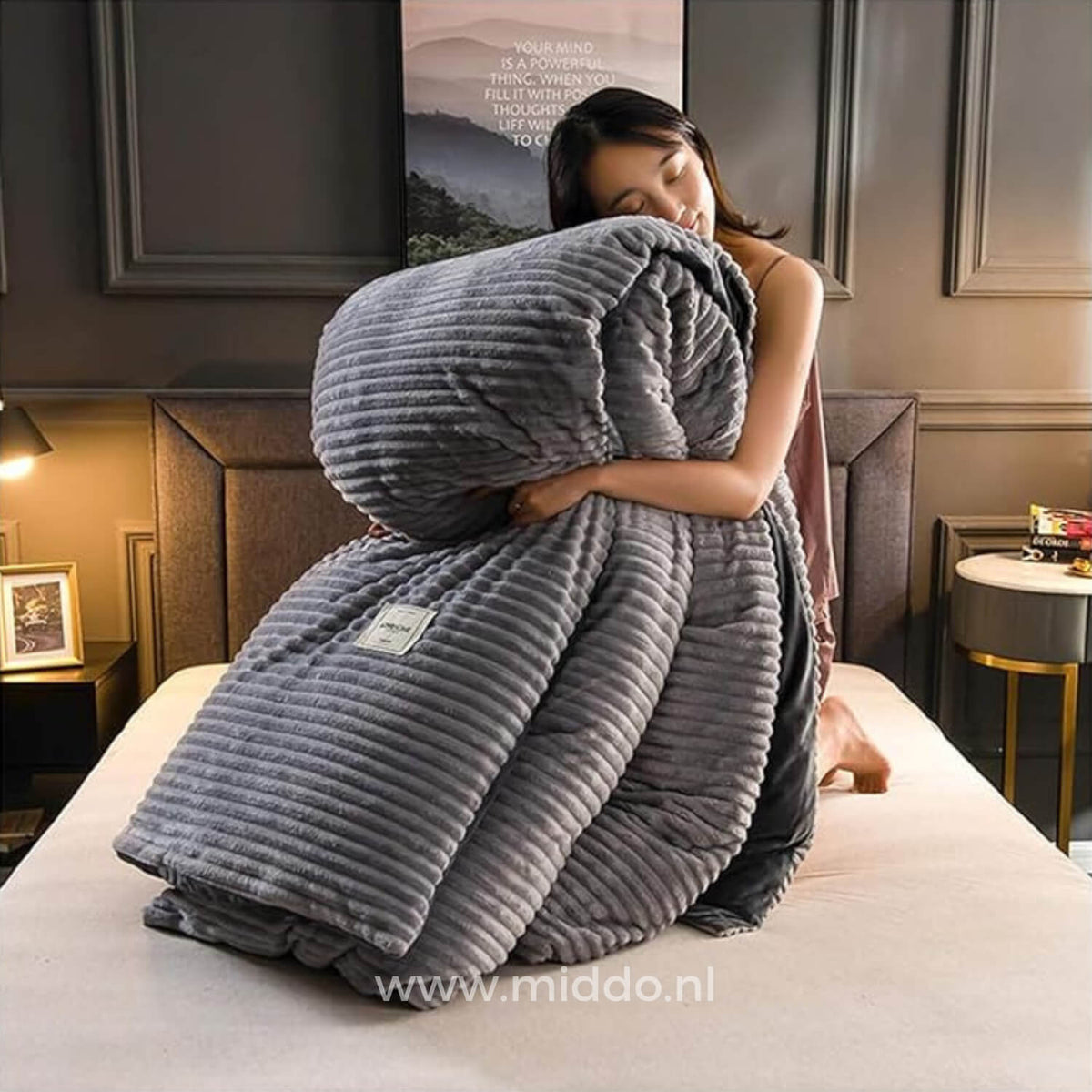 Samt-Fleece-Bettbezug mit weichem Futter für Wärme, Komfort und Gemütlichkeit in jedem Schlafzimmer | Sansoti