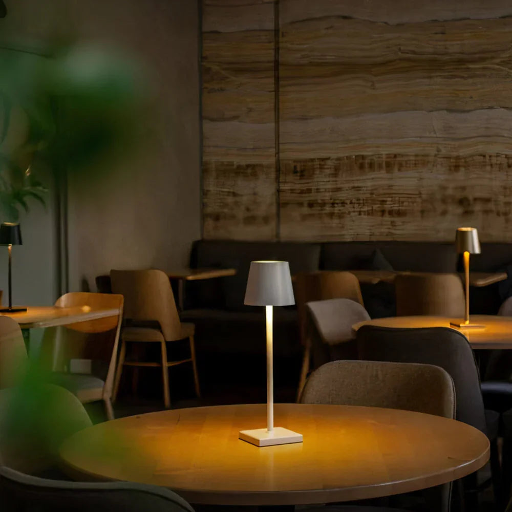 Draadloze Oplaadbare Tafellamp Touch Bediening IP65 Waterdicht Dimbaar Warm Koud Wit Licht Binnen Buiten | Sansoti